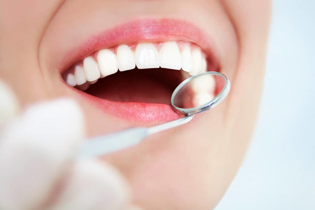 Dentist Vs. Periodontist: What's the Difference?