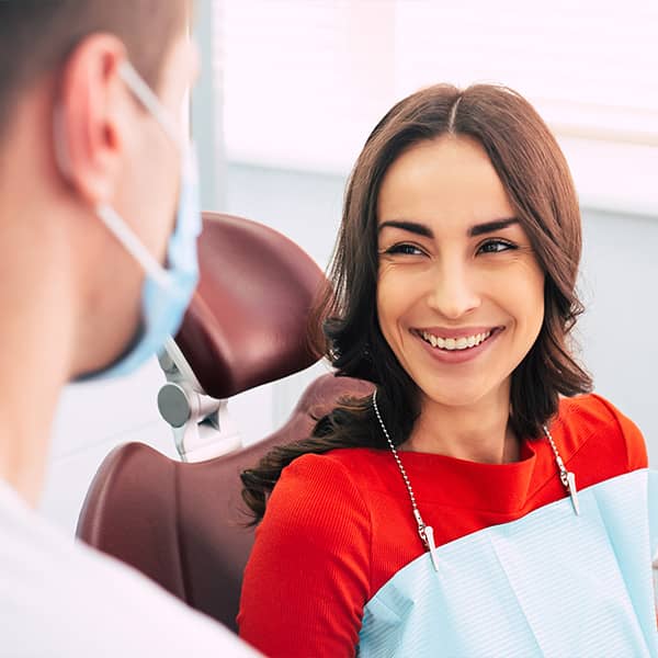 Gallardo is a full-service dental clinic with a team of trained professionals who serve patients with expert care and the latest in dental technology.