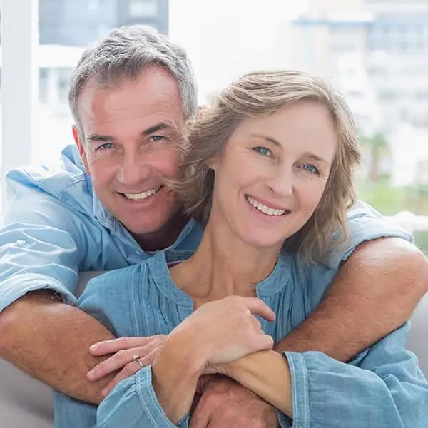 TeethXPress® , similar to the Same-Day dental implants, have several benefits over dentures. Dental Implants with TeethXpress