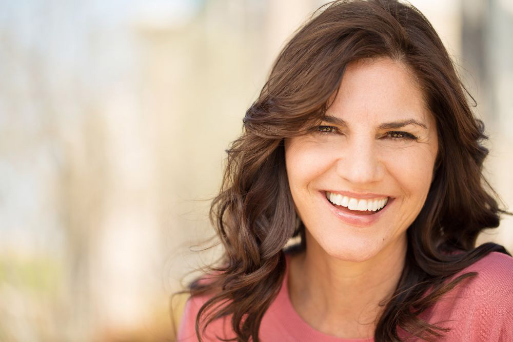 Dr. Gallardo at Gallardo Periodontics offers a comprehensive range of traditional dental bridge treatments for patients in Miami, FL.